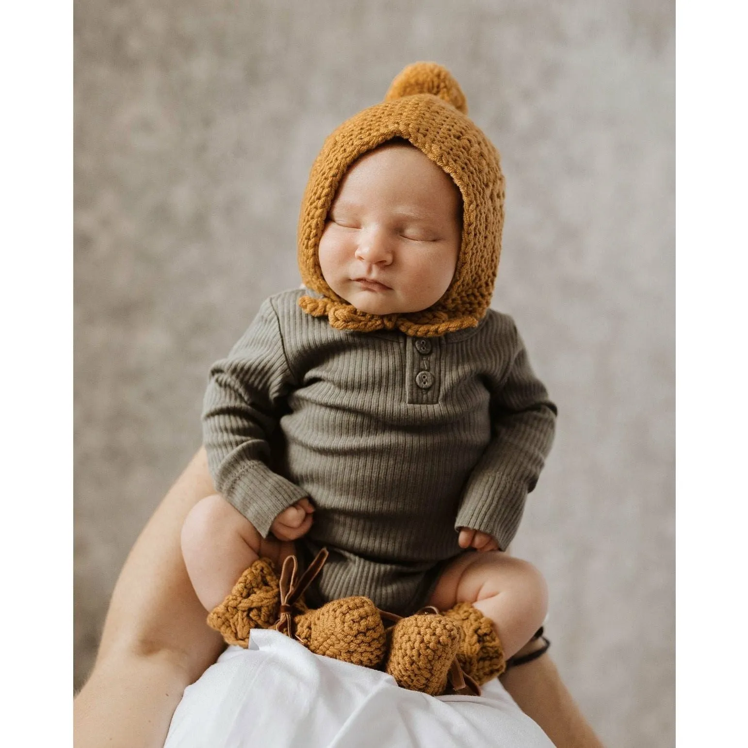 Merino Wool Bonnet & Booties