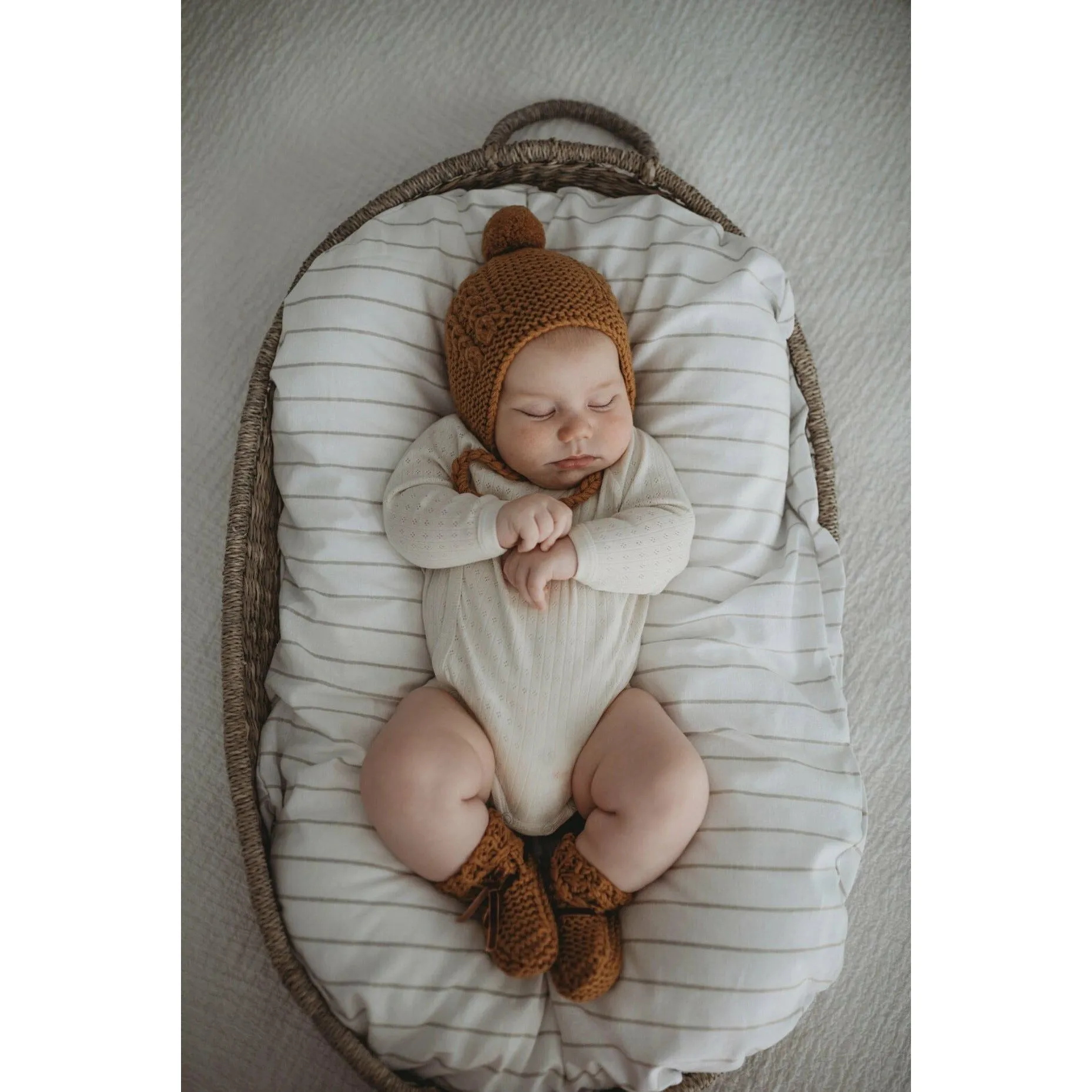 Merino Wool Bonnet & Booties